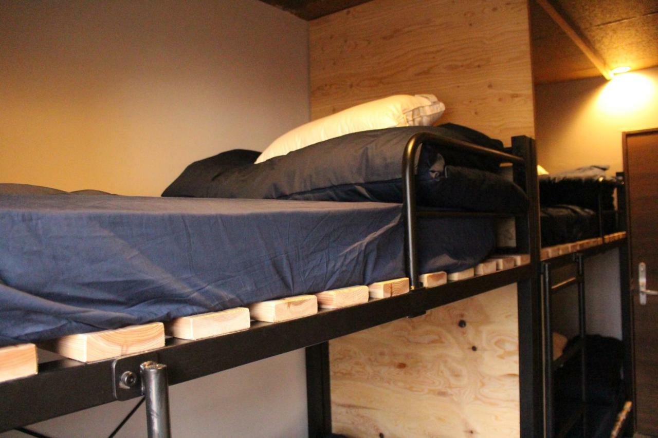 אוקיאמה Kamp Houkan-Cho Backpacker'S Inn & Lounge מראה חיצוני תמונה
